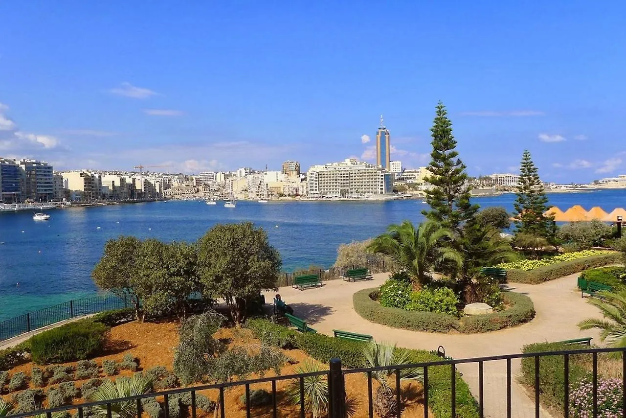 Modern Sea-View Apartment In A Prime Location Sliema Malta