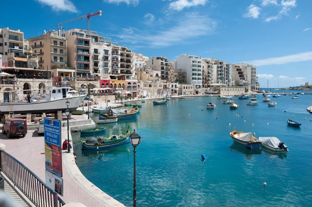 Modern Sea-View Apartment In A Prime Location Sliema 0*,  Malta