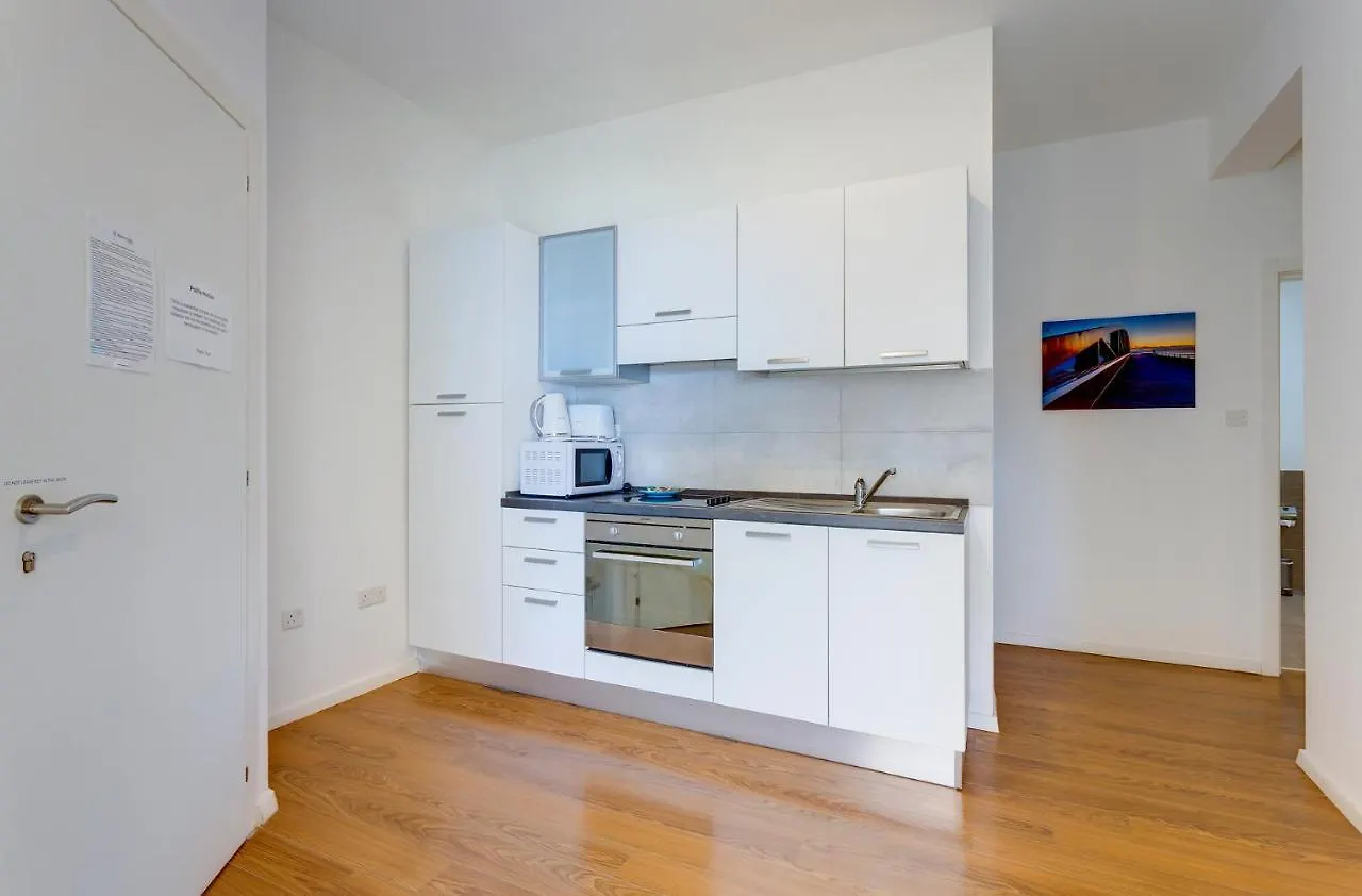 Modern Sea-View Apartment In A Prime Location Sliema Malta
